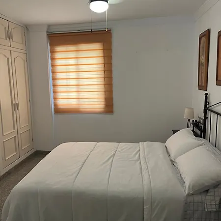 Apartamento Reyes La Carihuela Torremolinos Exterior photo